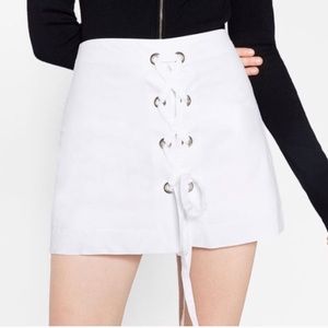 Zara White Front Cross Tied Skirt